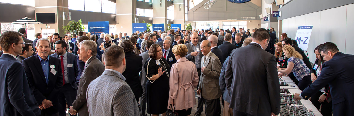 Regional-Business-Outlook-Crowd-e1556819814445